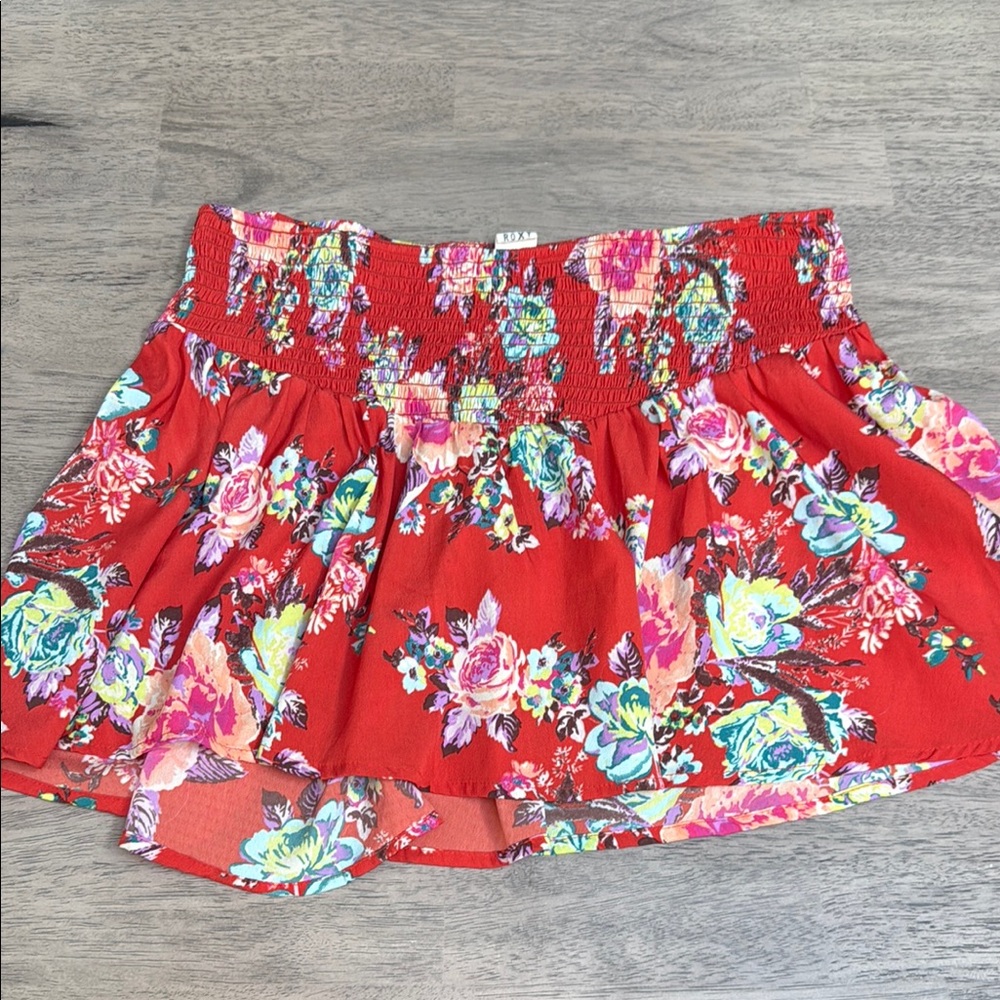 Roxy mini skirt Floral Red print size Medium